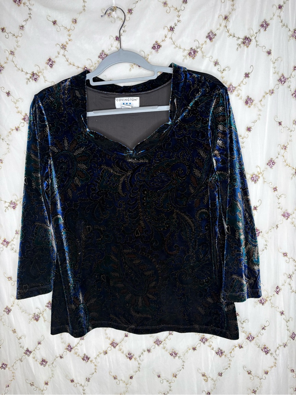 Covington Velvet Paisley V-Neck Long Sleeve Top in Navy